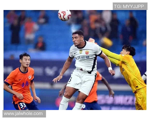 上海足球传奇人物盘点:最老足球明星的辉煌岁月与成就 上海足球传奇人物盘点:最老足球明星的辉煌岁月与成就