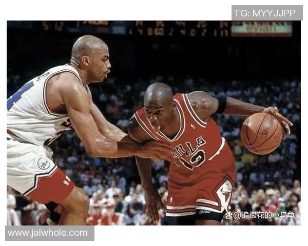 乔丹与足球明星的首次相遇引发的精彩瞬间与故事分享 乔丹与足球明星的首次相遇引发的精彩瞬间与故事分享